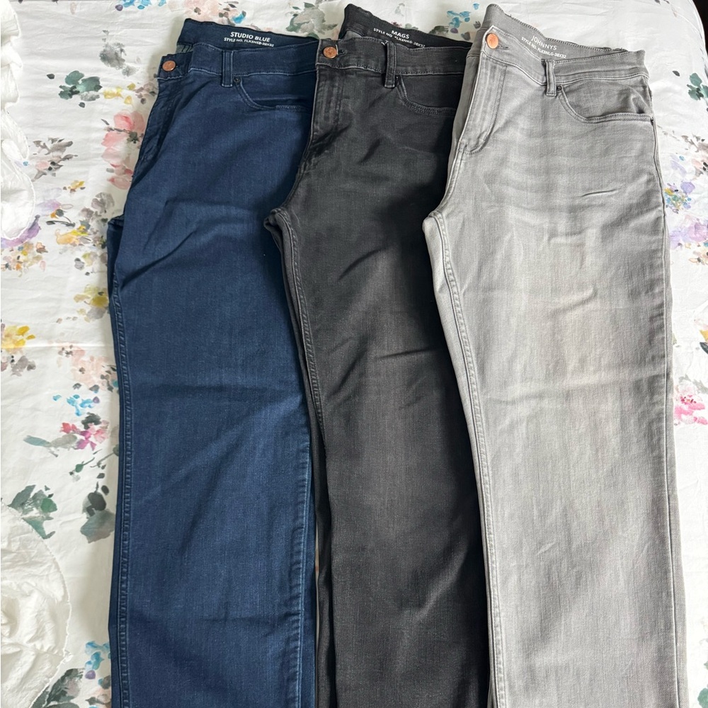 Mugsy Denim Set of Three Jeans in Blue, Black, and Gray Perfect Condition!